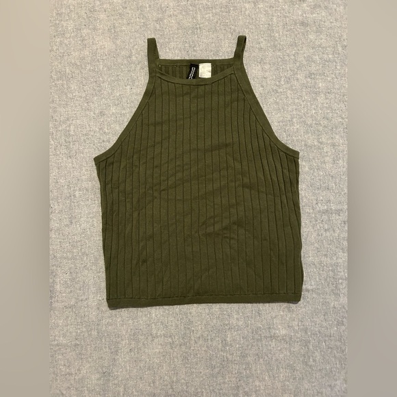 H&M Divided Green Knit Tank Top - Picture 2 of 5